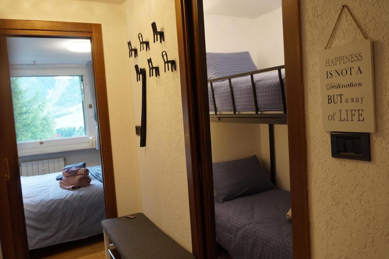 Window On The Mountains Apartment Breuil-Cervinia Bagian luar foto